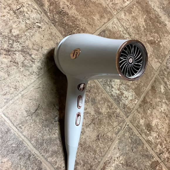 T3 Micro Featherweight 2 Blowdryer - Picture 6 of 7